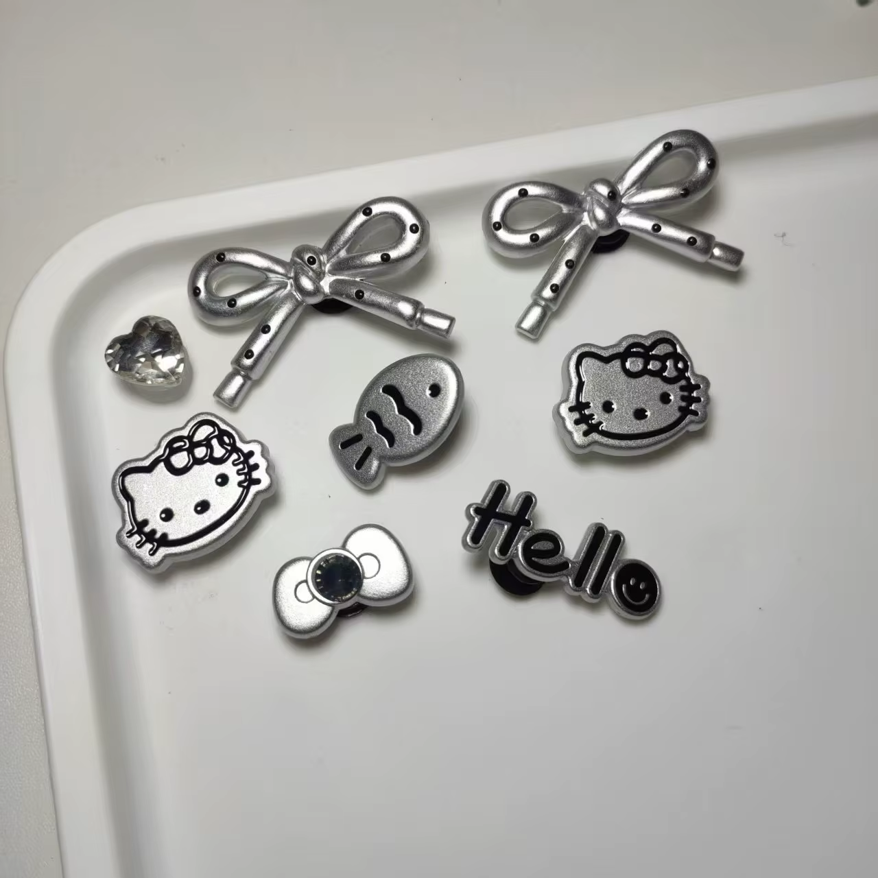Boucle de chaussure en peluche avec nœud mignon, chat Kt, poisson, dessin animé fille, Style Ins, ch