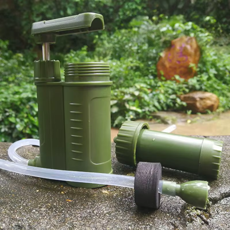 Équipement de survie d'urgence filtre à eau pompe à main équipement de secours purificateur d'eau en