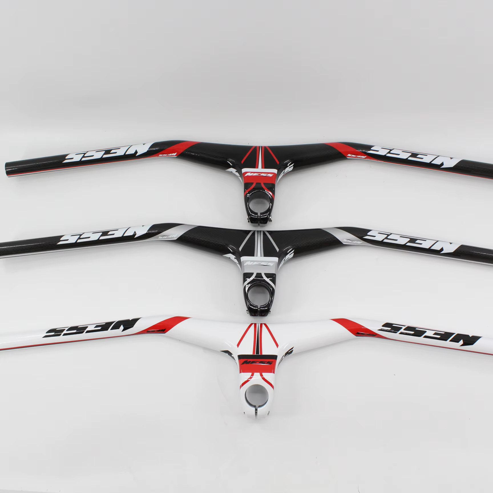 Le plus récent guidon de vélo en fibre de carbone NESS VTT 3K et tige guidon VTT en carbone intégré-