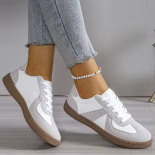 2025 automne nouvelles chaussures de sport plates pour les femmes à la mode couleur mixte à lacets c