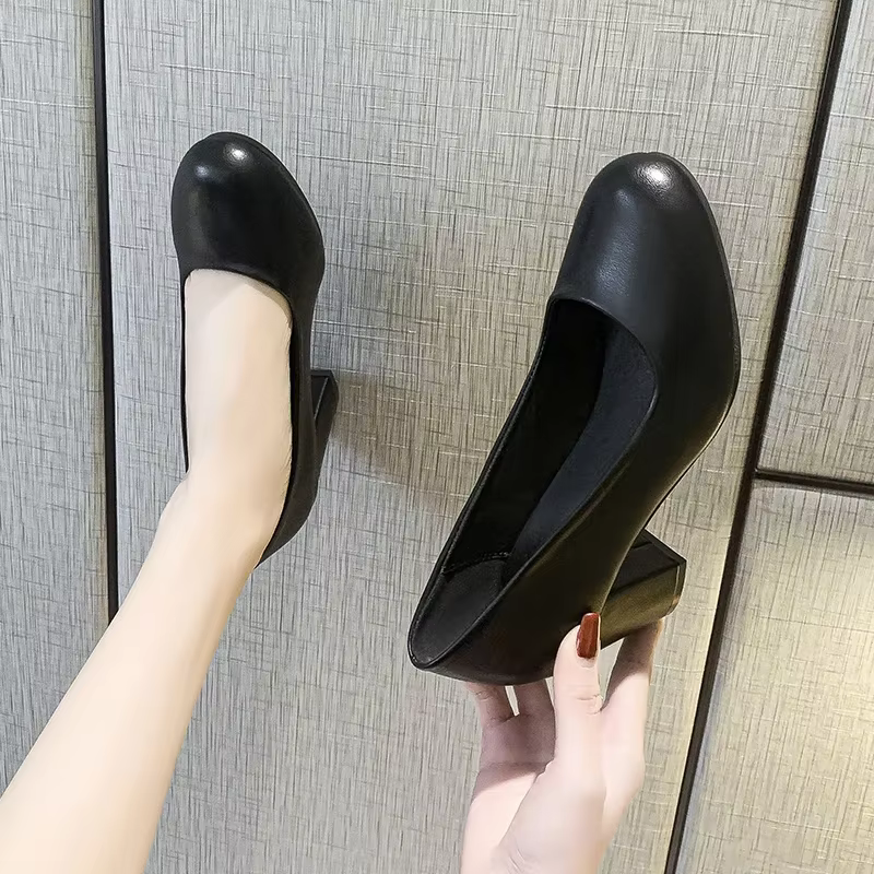 Chaussures simples en cuir pour femmes, grande taille, bouche peu profonde, mode, couleur unie, peti