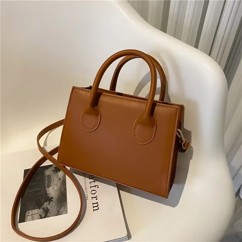 Petit sac carré noir minimaliste, sac à main à poignée supérieure assorti avec tout, sac à bandouliè