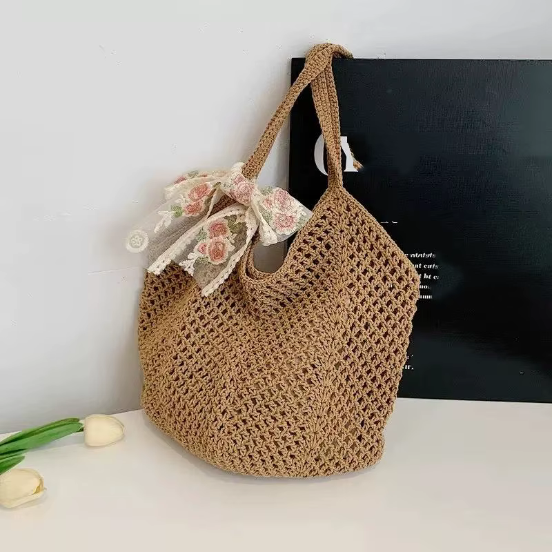 Sac de plage tissé à la main grande capacité pour femme : confort et style pour les épaules