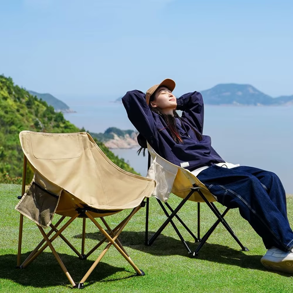 Chaise de camping portable pour adultes avec poche latérale et sac de rangement, adaptée pour l'exté