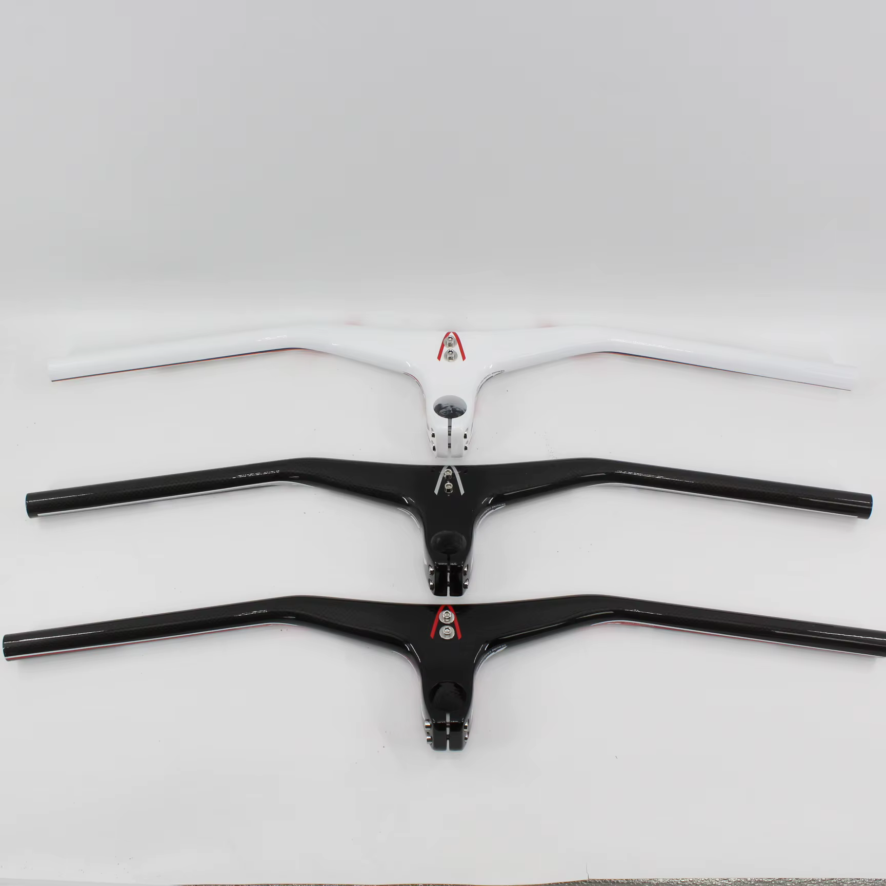 Le plus récent guidon de vélo en fibre de carbone NESS VTT 3K et tige guidon VTT en carbone intégré-