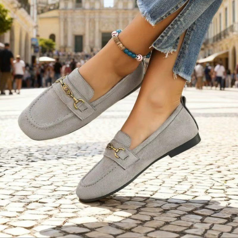 Chaussures plates pour femmes à bout rond, avec décorations métalliques, à enfiler, semelle souple, 