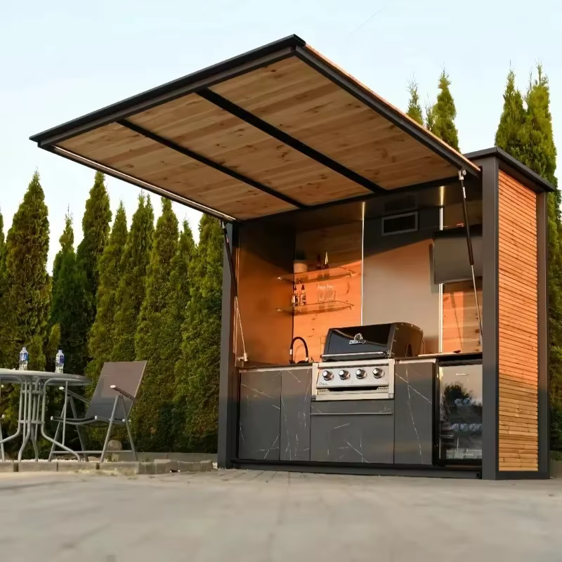Station de cuisson extérieure compacte tout-en-un personnalisable avec grill, réfrigérateur et évier