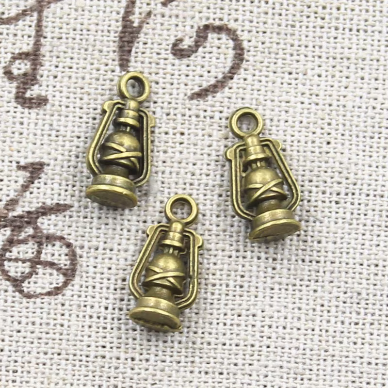 30 pièces breloques Antique lampe à huile 16x8x6mm Antique argent couleur plaqué pendentifs faisant 