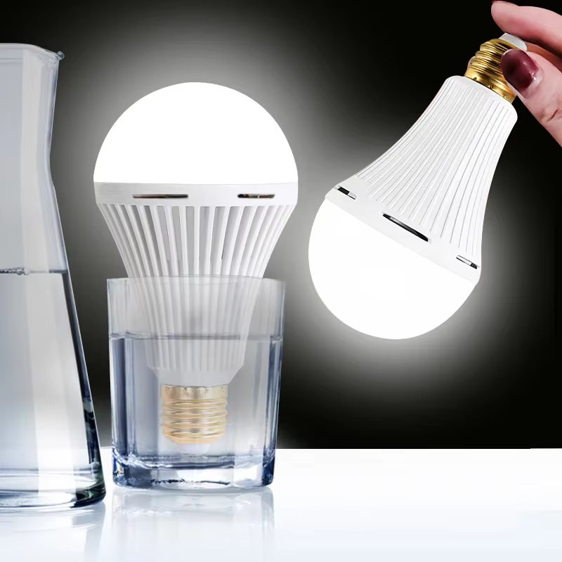 Ampoule LED de secours E27 7W 9W 12W 15W, lampe d'éclairage à batterie Rechargeable, lumière intelli