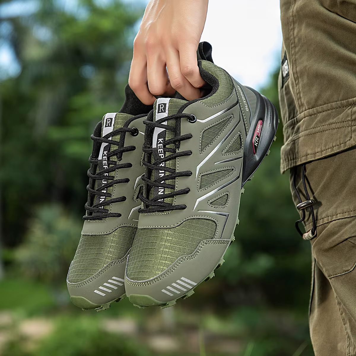 Chaussures de randonnée pour hommes, dessus en cuir confortable, chaussures tout-terrain légères et 