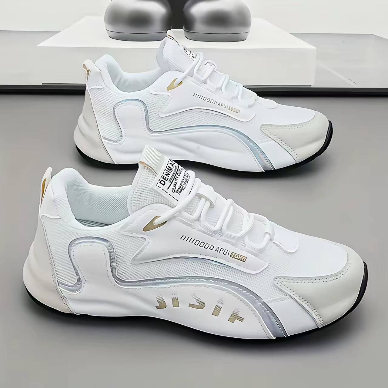 Chaussures de trail pour hommes, surface en mesh respirant, légères, semelle épaisse souple et résil