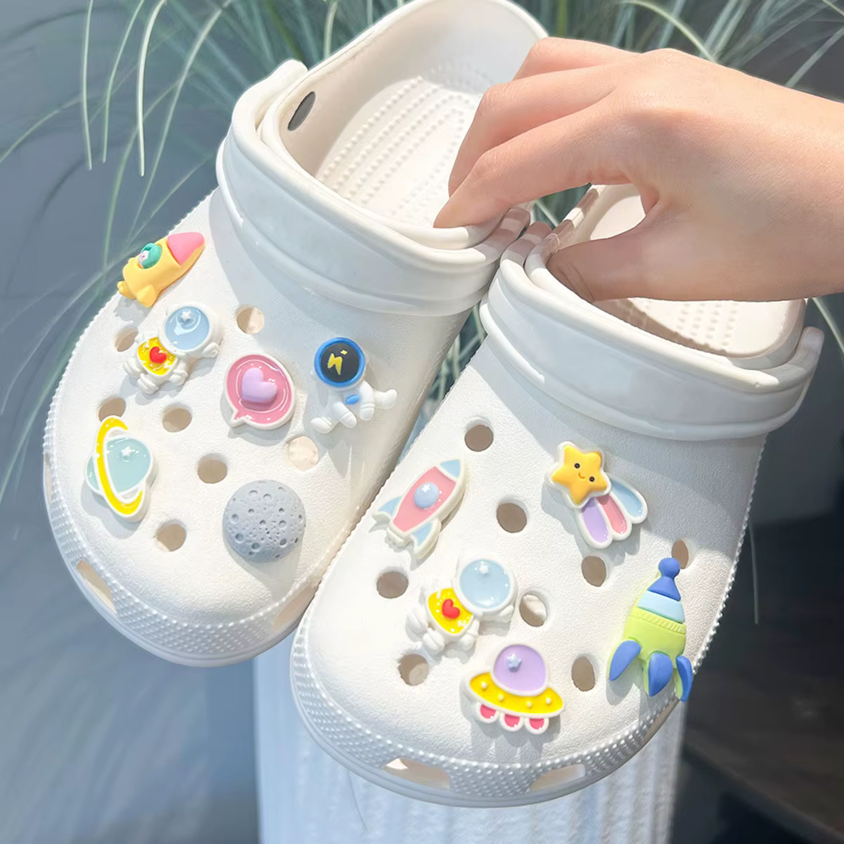 [Sans chaussure] Accessoires DIY pour chaussures à trous de la série Spaceman : Breloques créatives 