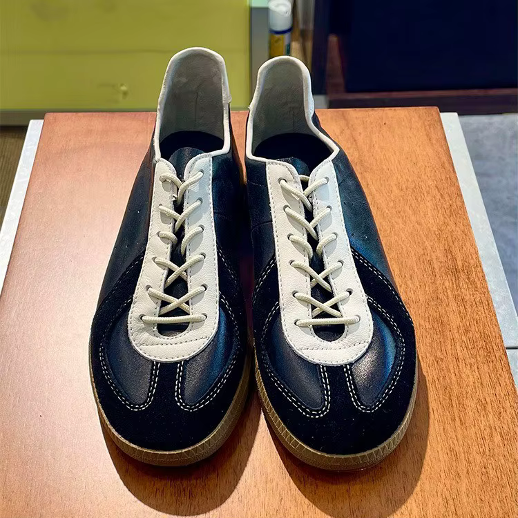 Chaussures d'entraînement allemandes en cuir véritable pour femmes, toutes saisons, mode rétro 2025,