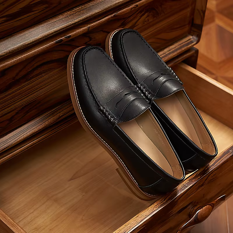 Nouvelles chaussures décontractées noires pour hommes, mocassins en daim de vache marron à bout rond