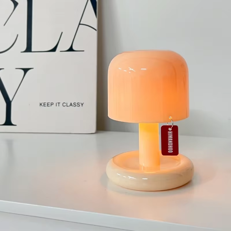 Lampe LED Mini Champignon Rechargeable USB, Veilleuse Ambiante Coucher de Soleil, Lampe de Table Por