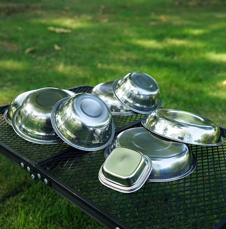 Nouveau ensemble d'assiettes à manger portables de cuisine de Camp de 22 vaisselle de Camping en ple