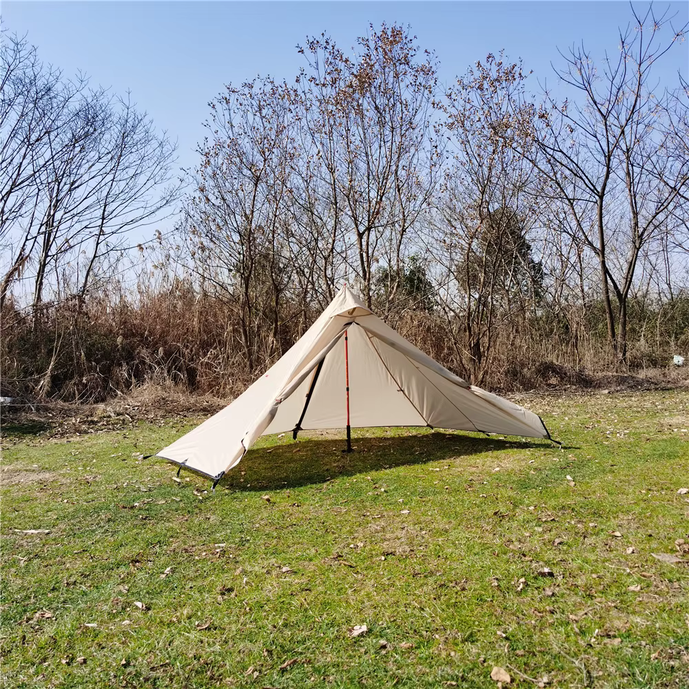 Tente de Camping en forme de pyramide pour une personne