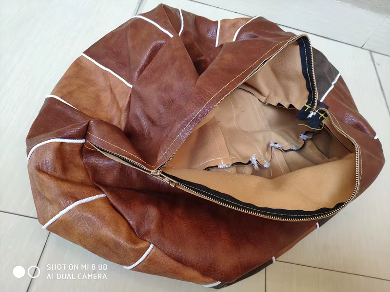 Pouf marocain en cuir PU, pouf artisanal Hassock bitions oman, repose-pieds rond, grand coussin en cuir Él, 50x50x30cm, Un197