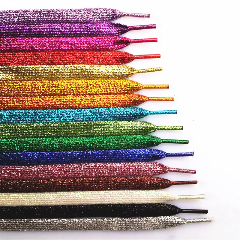 1 paire de lacets en fil d'or et d'argent brillant, lacets plats à paillettes, couleurs scintillantes, 110cm, lacets de chaussures colorés