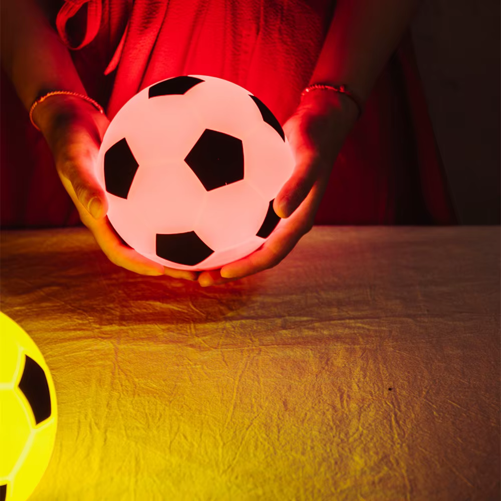 Veilleuse LED aste USB avec capteur tactile pour enfants, lampe boule de silicone étanche, lumière à intensité variable, jouet de football, cadeau pour bébé