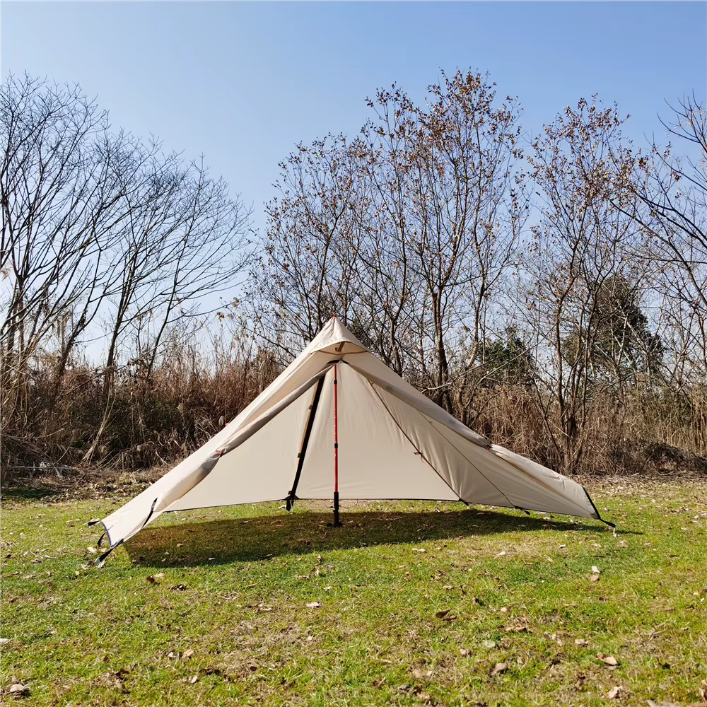 Tente de Camping en forme de pyramide pour une personne