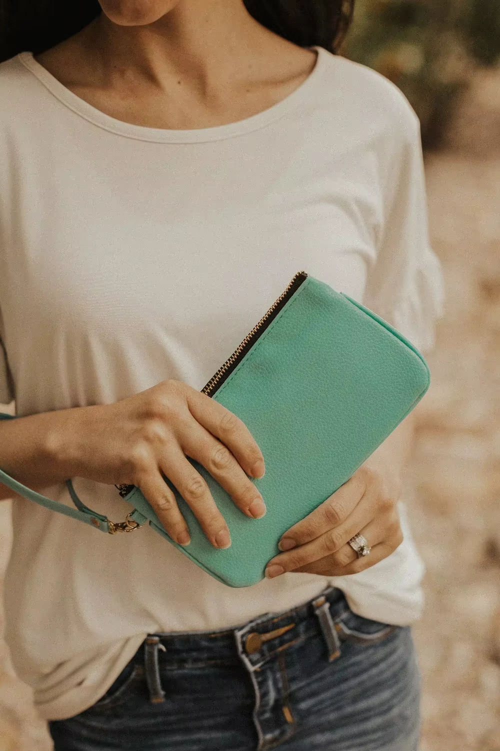Pochette en cuir végétalien pour femmes, pochette classique, petit sac à main minimaliste multicolore, portefeuille solide, sac à main, étui à cosmétiques de voyage