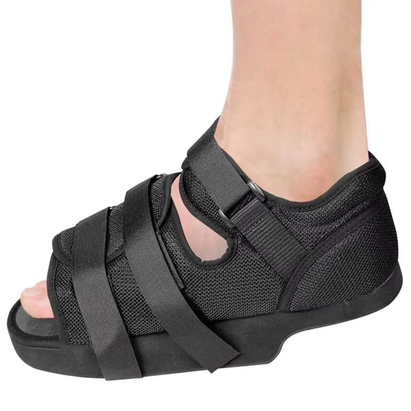 Chaussures post-op Chaussure de guérison au talon compensé