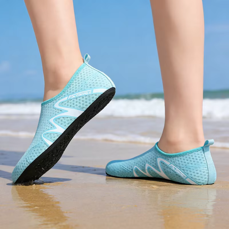 Chaussures aquatiques pour hommes et femmes