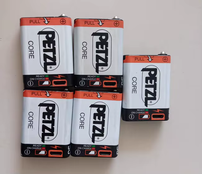 1 batterie pour lampe frontale française Petzl Actik Core 600, 1250mah, 3.6V