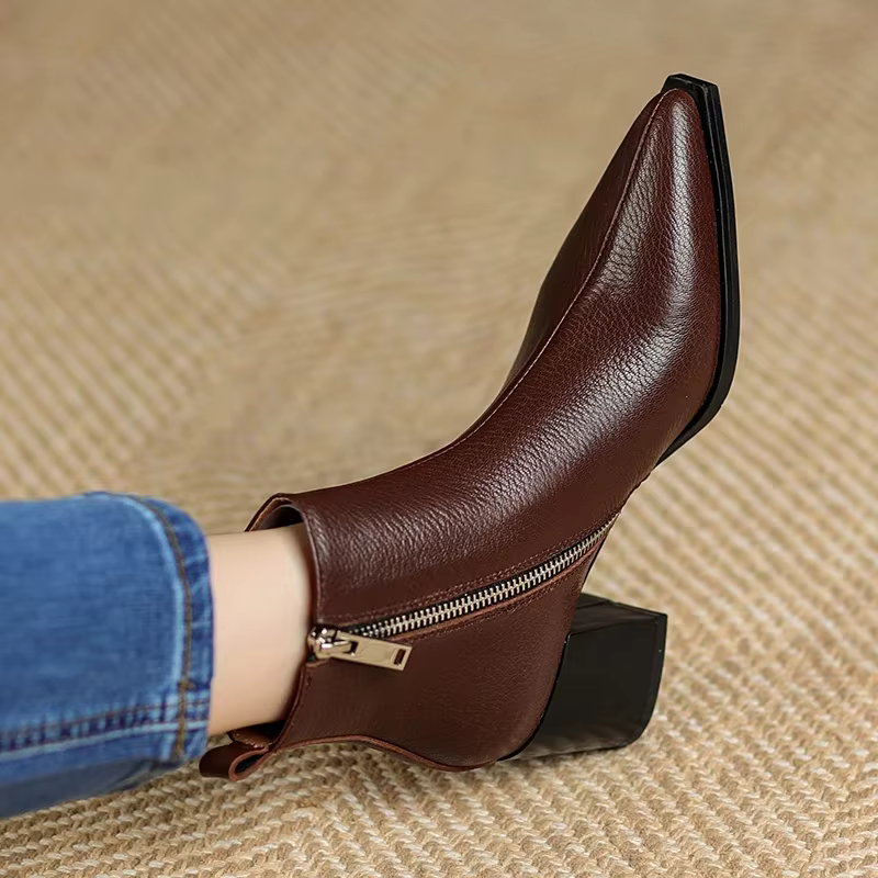 2025 nouveau automne hiver en cuir véritable femmes bottes mode bout pointu Chelsea bottes gros talons hauts femmes chaussures bottines