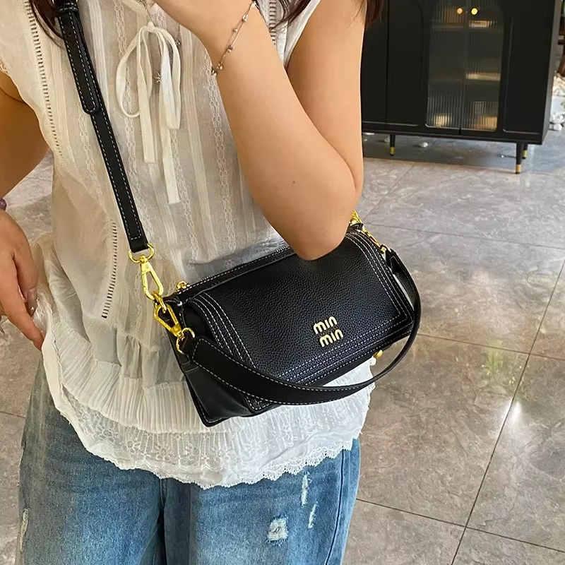 Sac à langer élégant et original de style rétro chic pour femmes, sac à main en cuir haut de gamme, sac bandoulière grande capacité, sac fourre-tout tendance