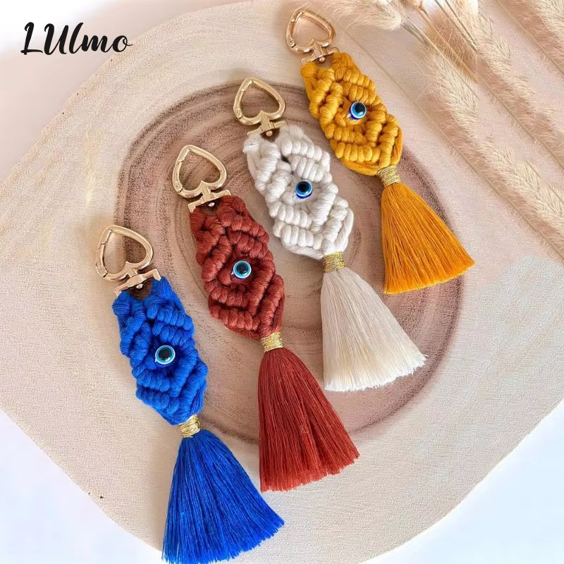 Porte-clés Macramé œil, tressé à la main, style bohème, avec pompon, breloque de sac, style ethnique vintage, pour clés de voiture, sac à main et accessoires