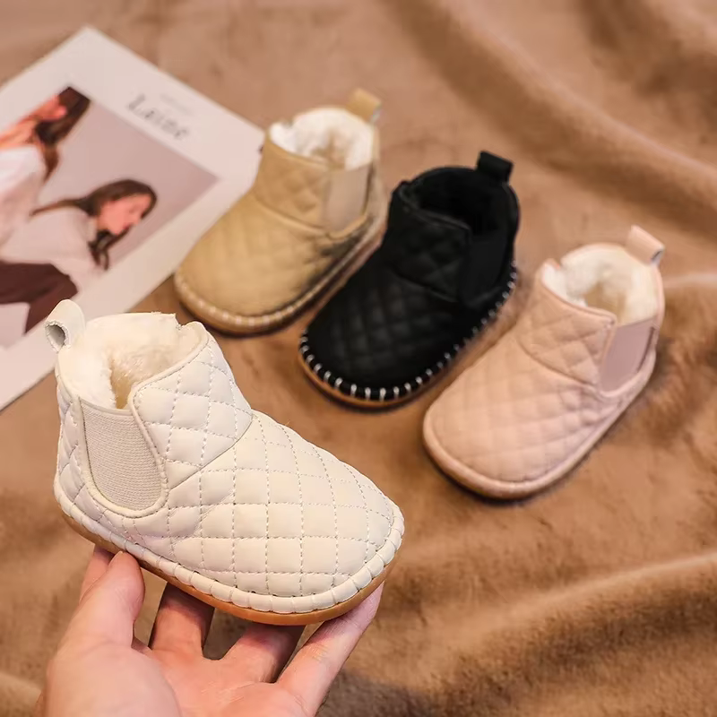 Bottes de neige chaudes en peluche pour bébés filles et garçons, chaussures d'extérieur à semelle souple, antidérapantes, rembourrées en coton, hiver