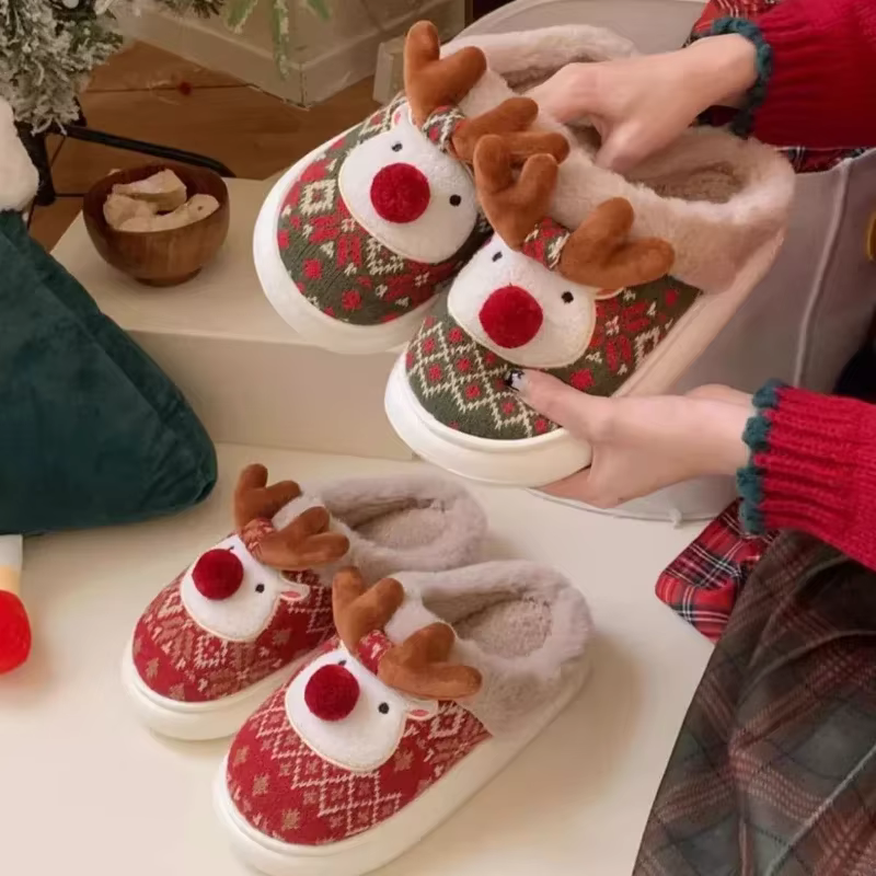 Pantoufles de noël en coton pour femmes, mignonnes cerf de dessin animé, antidérapantes, chaussures de sol d'intérieur pour filles, diapositives de fête à la mode, nouvelle collection 2025
