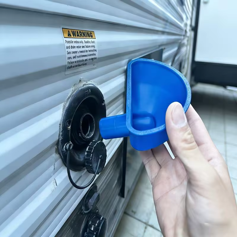 Entonnoir de remplissage d'eau imprimé en 3D