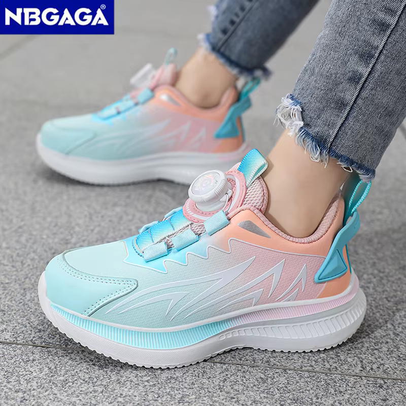 Chaussures de sport pour enfants, nouvelles baskets d'entraînement respirantes et confortables pour garçons, chaussures de marche légères pour filles, chaussures de loisirs en plein air