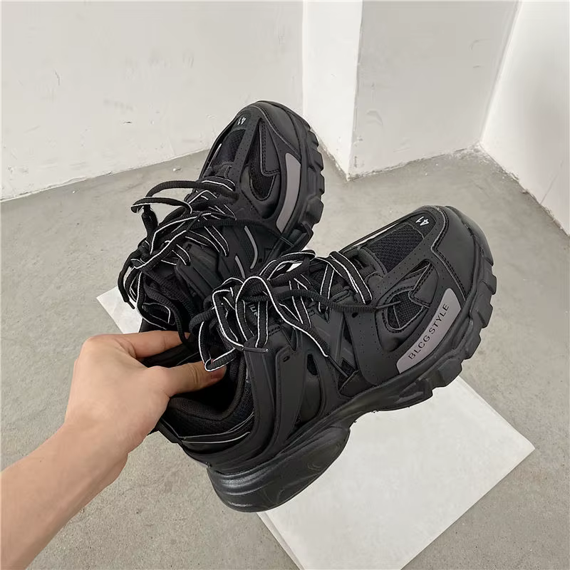 Mode femmes baskets nouvelle plate-forme exquise chaussures décontractées qualité maille chaussures de course pour femme chaussures de créateur Zapatillas Mujer