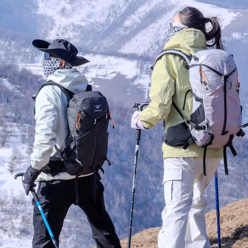  Sac à dos de trekking 23L léger