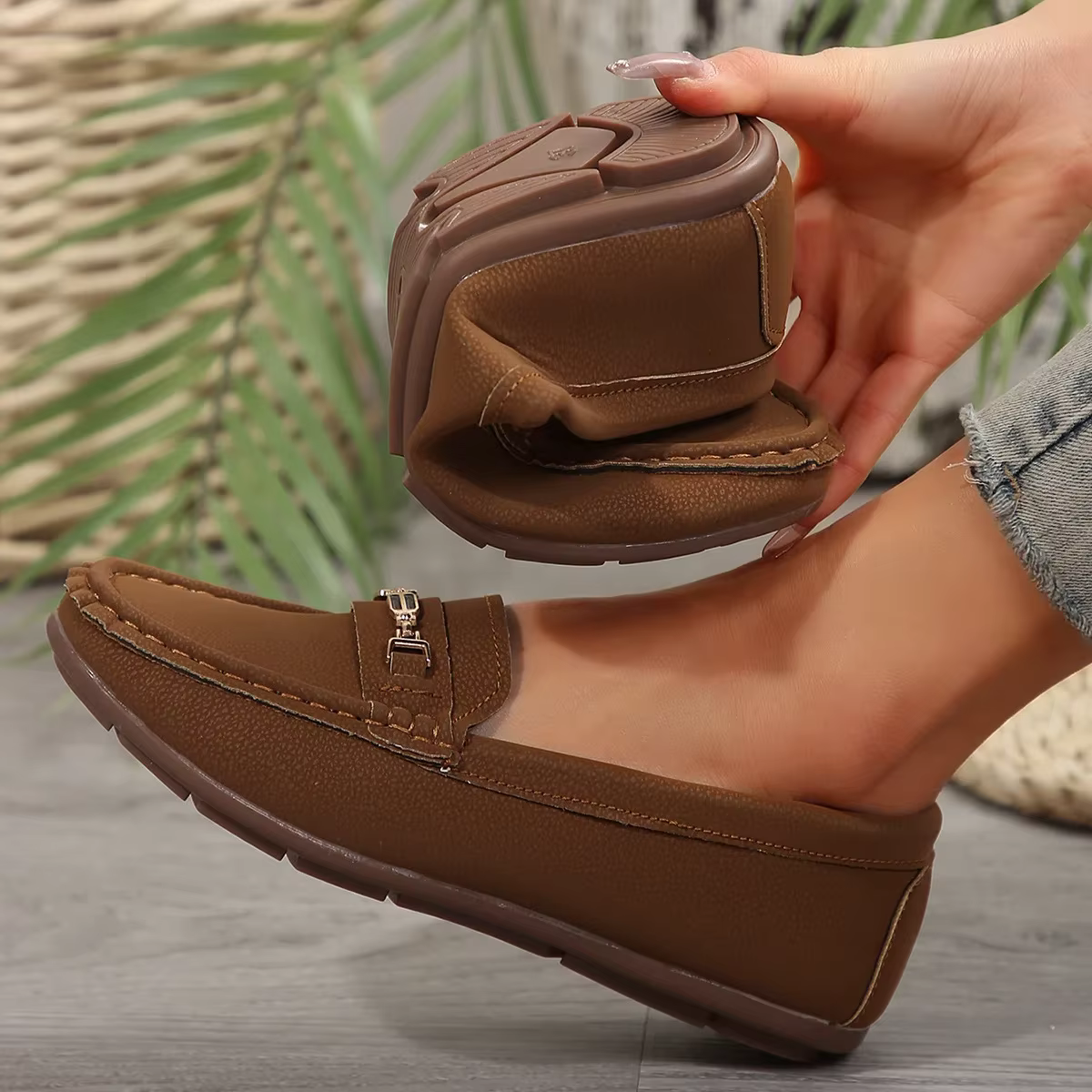 Chaussures confortables à semelle plate et souple pour femmes