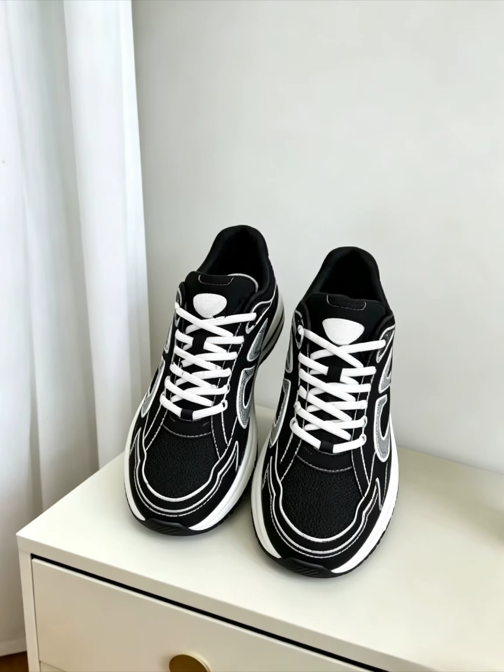 Nouvelles Chaussures de Sport Décontractées 26SS pour Hommes et Femmes B30 – Confortables, en Maille, à Lacets, Idéales pour la Course Quotidienne