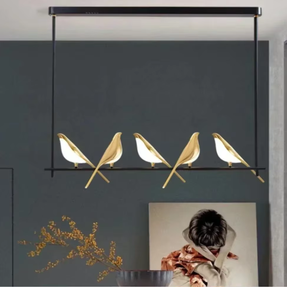 Applique Murale LED Nordique Oiseau Doré Créatif Rotatif pour Salon