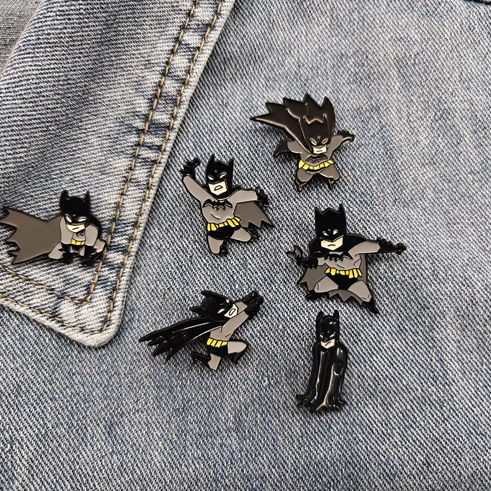 1 ensemble de broches classiques sur le thème du film Batman européen et américain