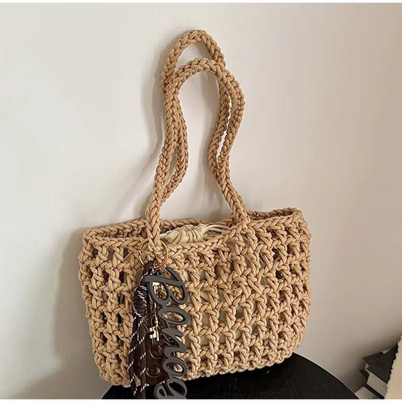 Sac fourre-tout en crochet fait main ajouré grande capacité avec poche intérieure, sac à bandoulière décontracté pour le quotidien, les vacances, le shopping, style bohème rétro