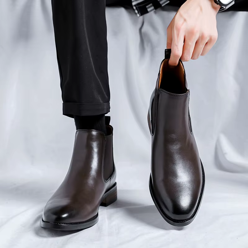 Bottes Chelsea pour hommes à bout pointu, chaussures en cuir polyvalentes à tige haute, style rétro britannique, bottes en cuir rétro - 8100