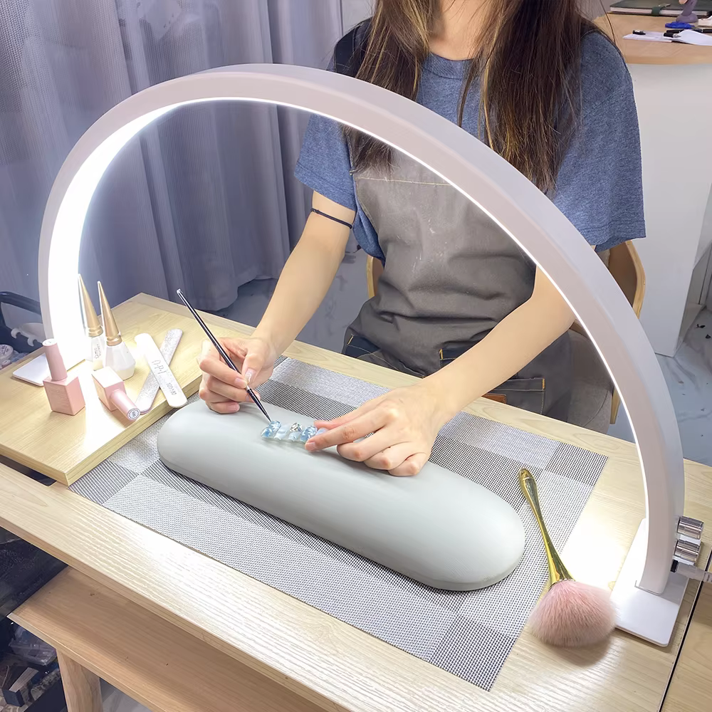 Nouvelle Lampe Demi-Lune 50W pour Ongles avec Interrupteur Rotatif 29 pouces, Lampe de Bureau pour Ongles, Salon de Beauté, Cils, Manucure, Lumière LED Demi-Lune Dimmable