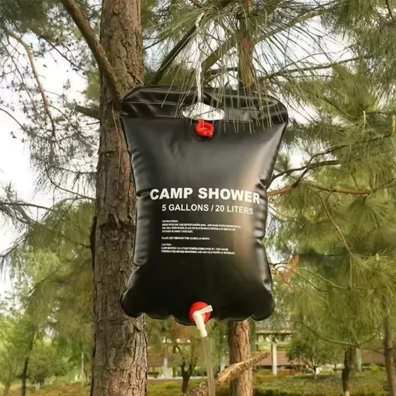 Équipement de camping automobile