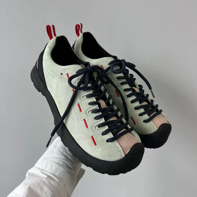 Chaussures de randonnée classiques confortables antidérapantes de qualité supérieure