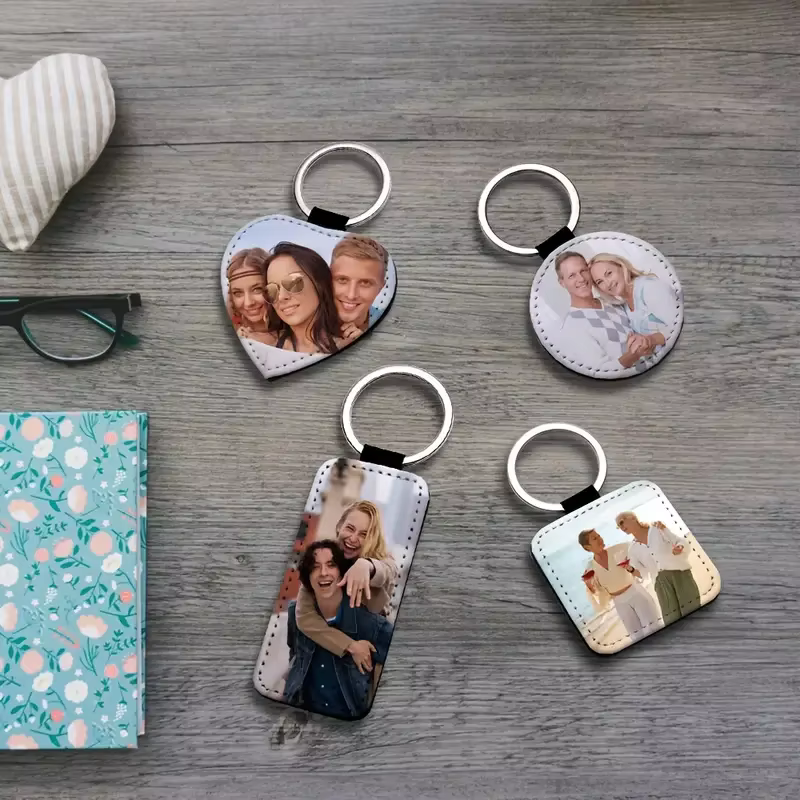 1 porte-clés photo personnalisé-porte-clés rond en cuir PU personnalisé avec impression par sublimation