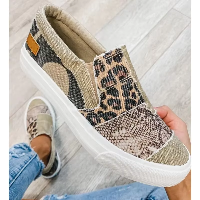 Chaussures décontractées pour femmes grandes tailles Canva
