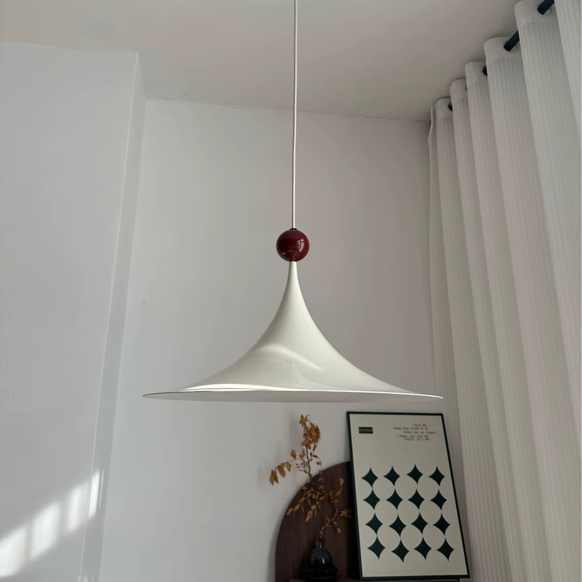 Lampe suspendue en forme de corne